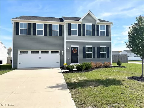 208 Fairfield Dr, Elyria, OH 44035