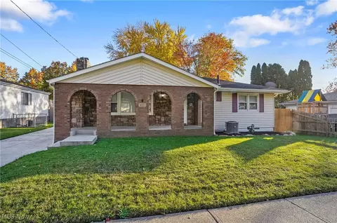 3600 Dick St, Mogadore, OH 44260
