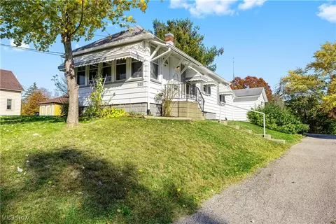 520 N Sumner St, East Palestine, OH 44413