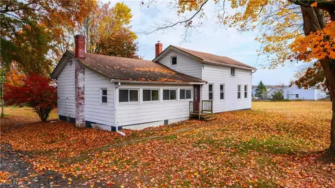 14080 Nash Rd, Burton, OH 44021