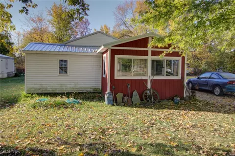 16062 County Road 34, Bellevue, OH 44811