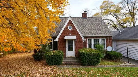 10078 Ellsworth Rd, Streetsboro, OH 44241