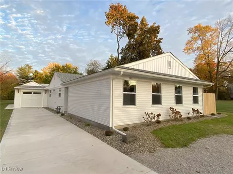 410 N Center St, Lagrange, OH 44050
