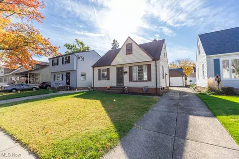 5009 Wood Ave, Parma, OH 44134