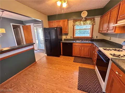 1472 Turnberry Dr, Boardman, OH 44512 photo 7