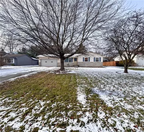 1472 Turnberry Dr, Boardman, OH 44512