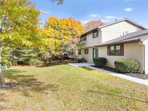 Exterior - 2161 Windham St NE, Canton, OH 44721 photo 3 of 6