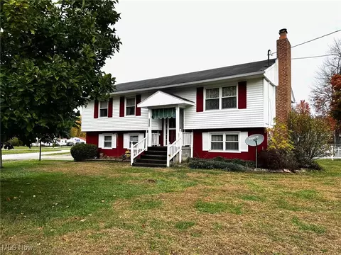 2910 Crestwood, Warren, OH 44485