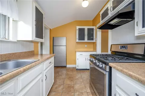 Kitchen - 208 E Comet Rd, Clinton, OH 44216 photo 3 of 3