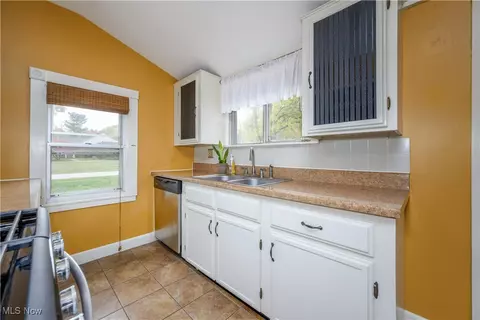 Kitchen - 208 E Comet Rd, Clinton, OH 44216 photo 1 of 3