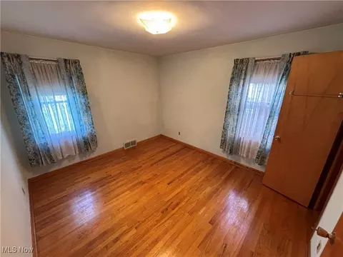 Bedroom - 1788 E 228th St, Euclid, OH 44117 photo 1 of 8
