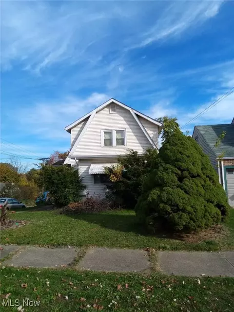 1546 Cherry Ave NE, Canton, OH 44714