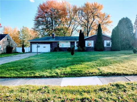 429 Wildwood Dr, Boardman, OH 44512