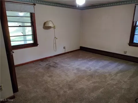 Bedroom - 429 Wildwood Dr, Boardman, OH 44512 photo 1 of 6