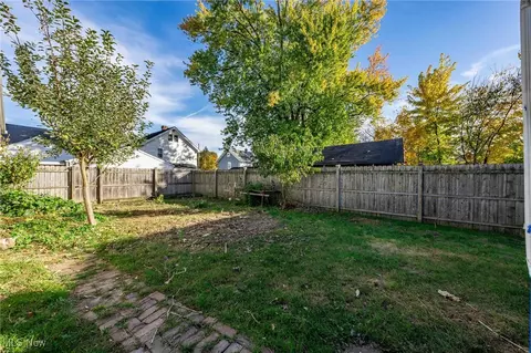 1109 Mount Vernon Ave, Akron, OH 44310 photo 33
