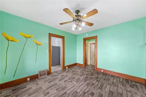 1109 Mount Vernon Ave, Akron, OH 44310 photo 11