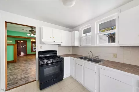 1109 Mount Vernon Ave, Akron, OH 44310 photo 14