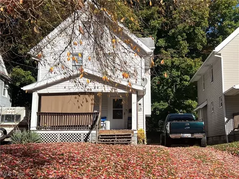 317 W Miller Ave W, Akron, OH 44301