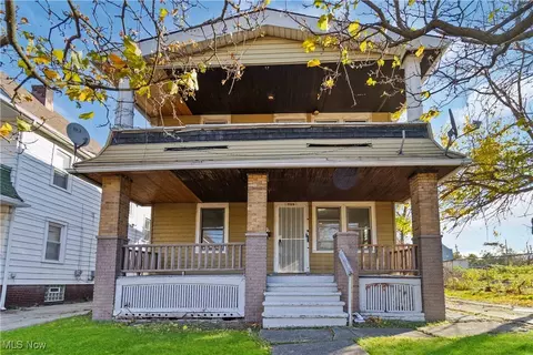 723 E 162 St, Cleveland, OH 44110