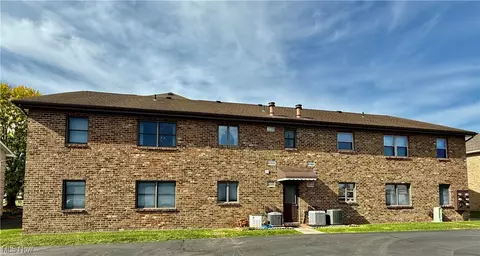 Other - 870 Pearson Cir #4, Boardman, OH 44512 photo 1 of 2