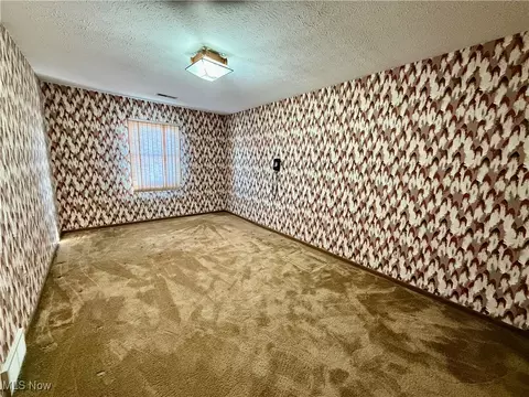 Bedroom - 870 Pearson Cir #4, Boardman, OH 44512 photo 2 of 3