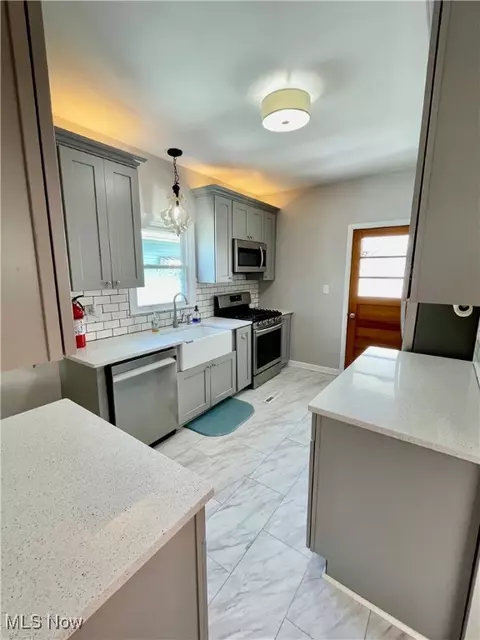 111 Paxton Ave, Wheeling, WV 26003 photo 9