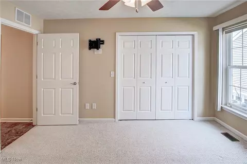 5263 Cardinal Ct, Lorain, OH 44053 photo 18