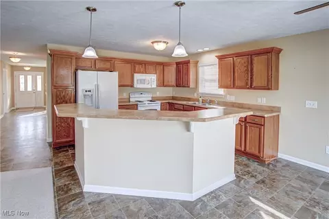 5263 Cardinal Ct, Lorain, OH 44053 photo 12