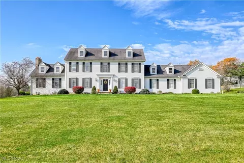 7300 Darrow Rd, Hudson, OH 44236