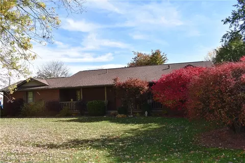 340 Grand Ave NW, Bolivar, OH 44612