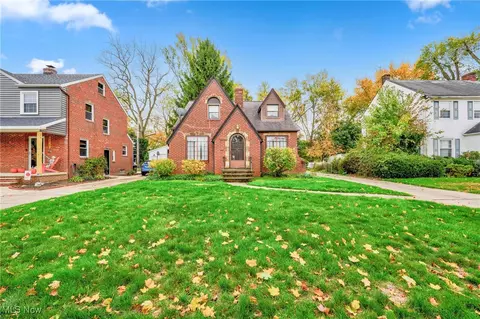20165 Westover Ave, Rocky River, OH 44116