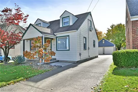 102 Morrison St, Struthers, OH 44471 photo 4