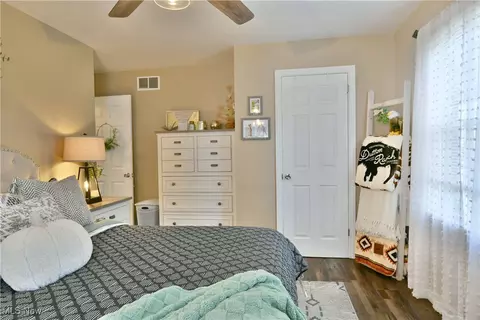 102 Morrison St, Struthers, OH 44471 photo 25
