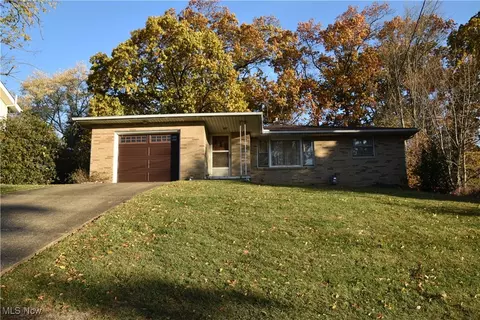 4433 13th St NW, Canton, OH 44708 photo 2