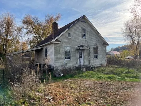 7973 Waterworks Hill Rd SE, Uhrichsville, OH 44683