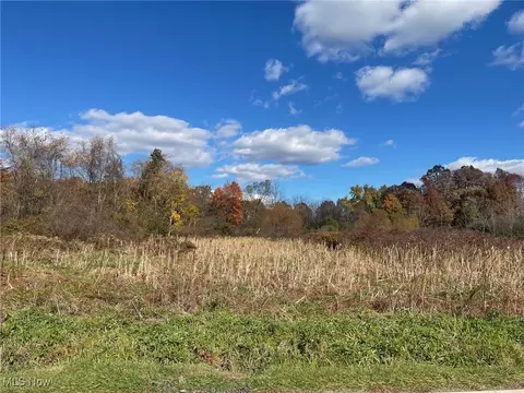 Pontius Road Nw, Mogadore, OH 44260