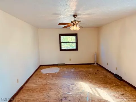 356 Killdeer Dr, Amherst, OH 44001 photo 16