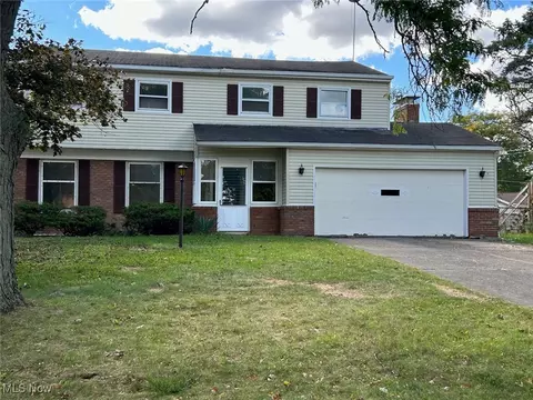 356 Killdeer Dr, Amherst, OH 44001