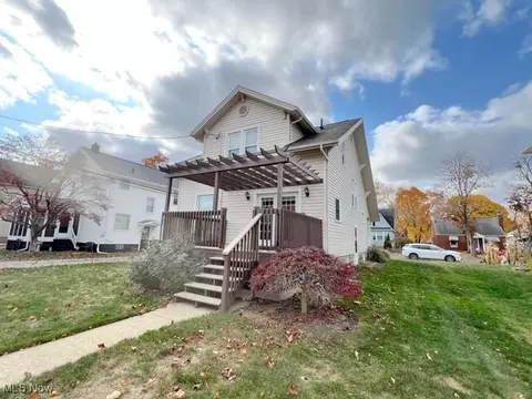 Exterior - 1117 Dover Ave, Dover, OH 44622 photo 8 of 8