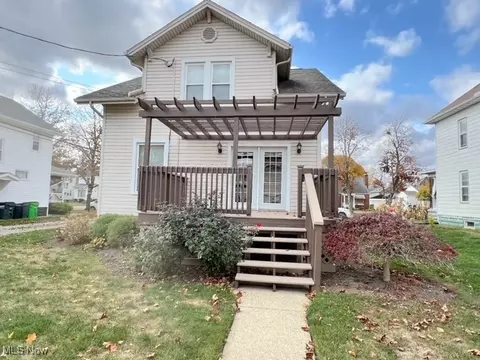 Exterior - 1117 Dover Ave, Dover, OH 44622 photo 7 of 8