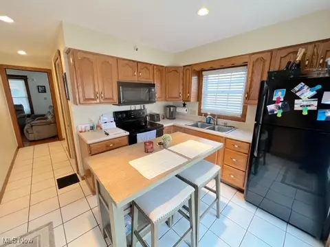 Kitchen - 1117 Dover Ave, Dover, OH 44622 photo 1 of 3