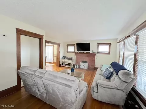 Living - 1117 Dover Ave, Dover, OH 44622 photo 1 of 3
