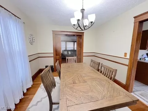 Dining - 1117 Dover Ave, Dover, OH 44622 photo 3 of 3