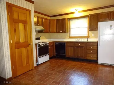 33 Edgewood Ln, Spencer, WV 25276 photo 11