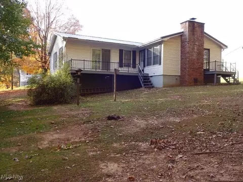 33 Edgewood Ln, Spencer, WV 25276 photo 23