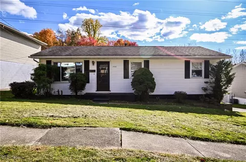 2526 Primewood Rd, Akron, OH 44305