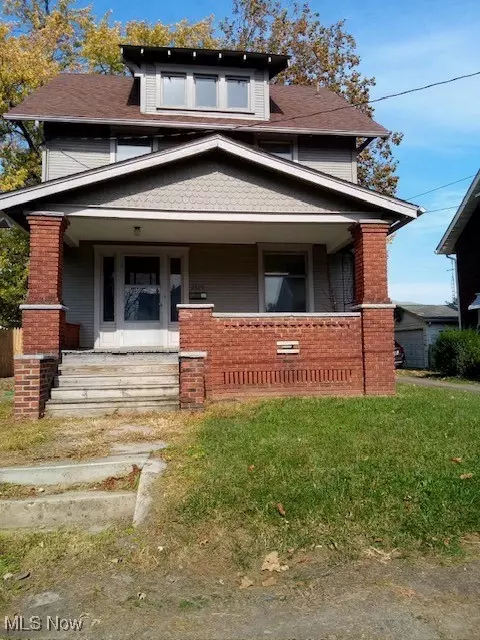2615 9th St NW, Canton, OH 44708