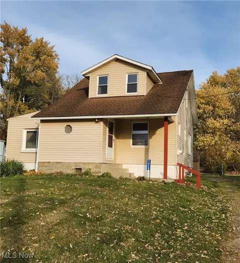1424 Stardale Ave SW, Massillon, OH 44646