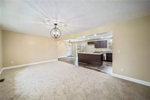 Living - 7139 Center Rd, Ashtabula, OH 44004 photo 2 of 4