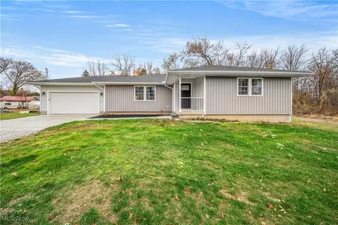 7139 Center Rd, Ashtabula, OH 44004